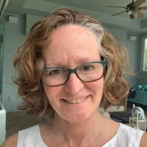 Meet your Posher, Michele